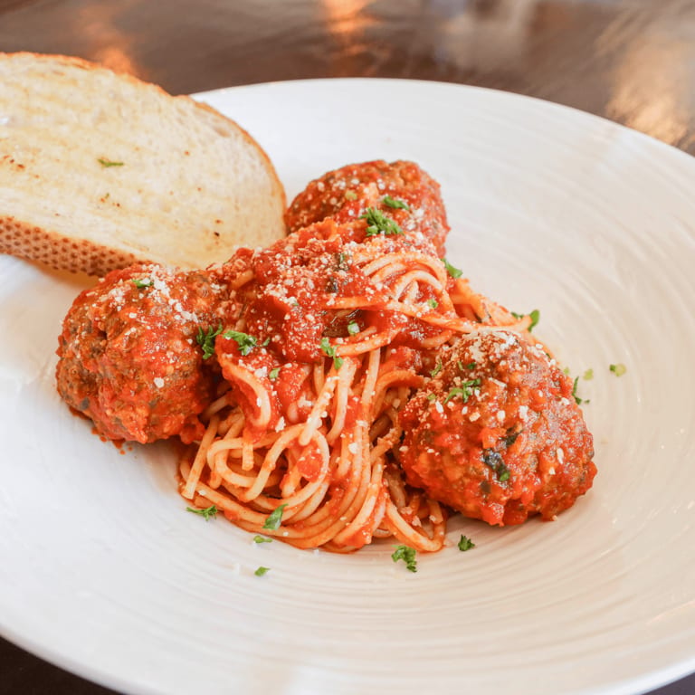 Delicious Spaghetti and Italian Classics