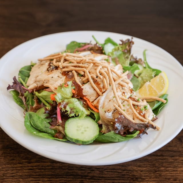 Sesame Salad Party Tray.
